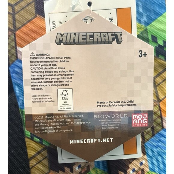 Minecraft Light Up Backpack 17 Inch Bag Unisex Black Green Padded Shoulders NEW - Picture 11 of 11